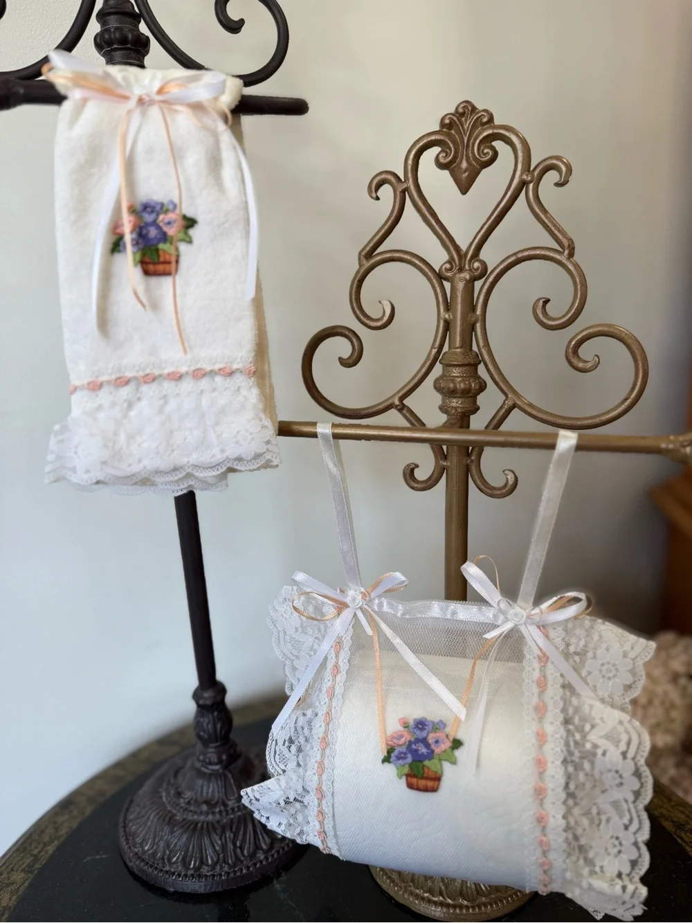 💐 Hand Crafted White and Pink Lace Hand Towel & Spare Toilet Paper Sachet 💐